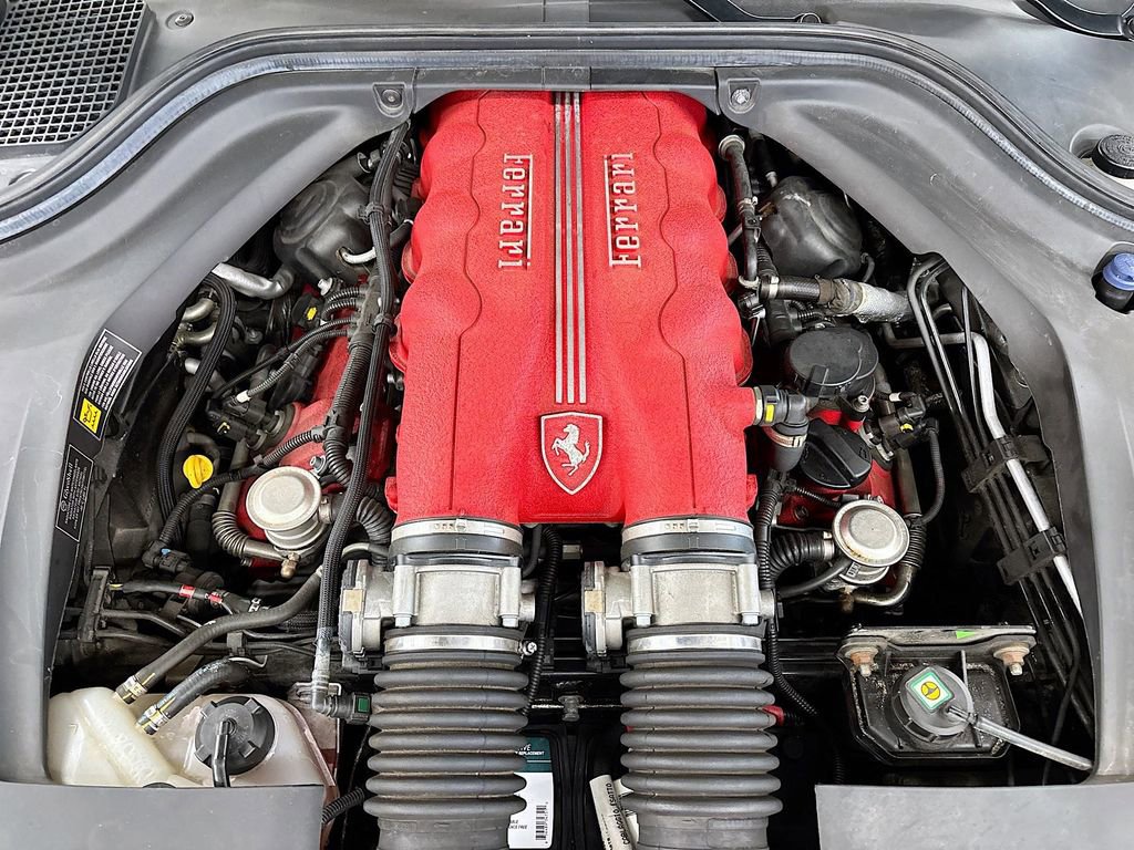 Used 2014 Ferrari California image 28