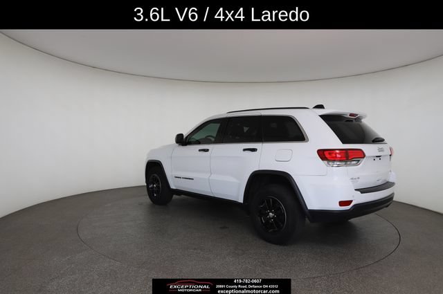 Used 2020 Jeep Grand Cherokee Laredo AWD/4WD image 10