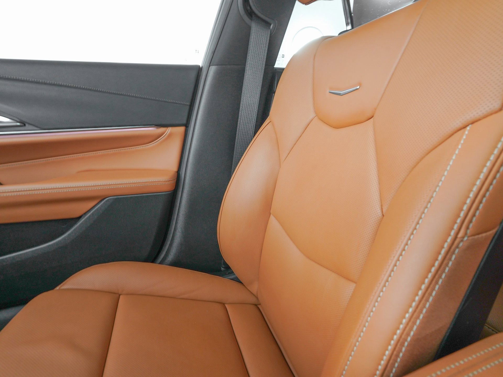 Used 2025 Cadillac CT4 Premium Luxury image 26