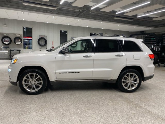 Used 2020 Jeep Grand Cherokee Summit image 12