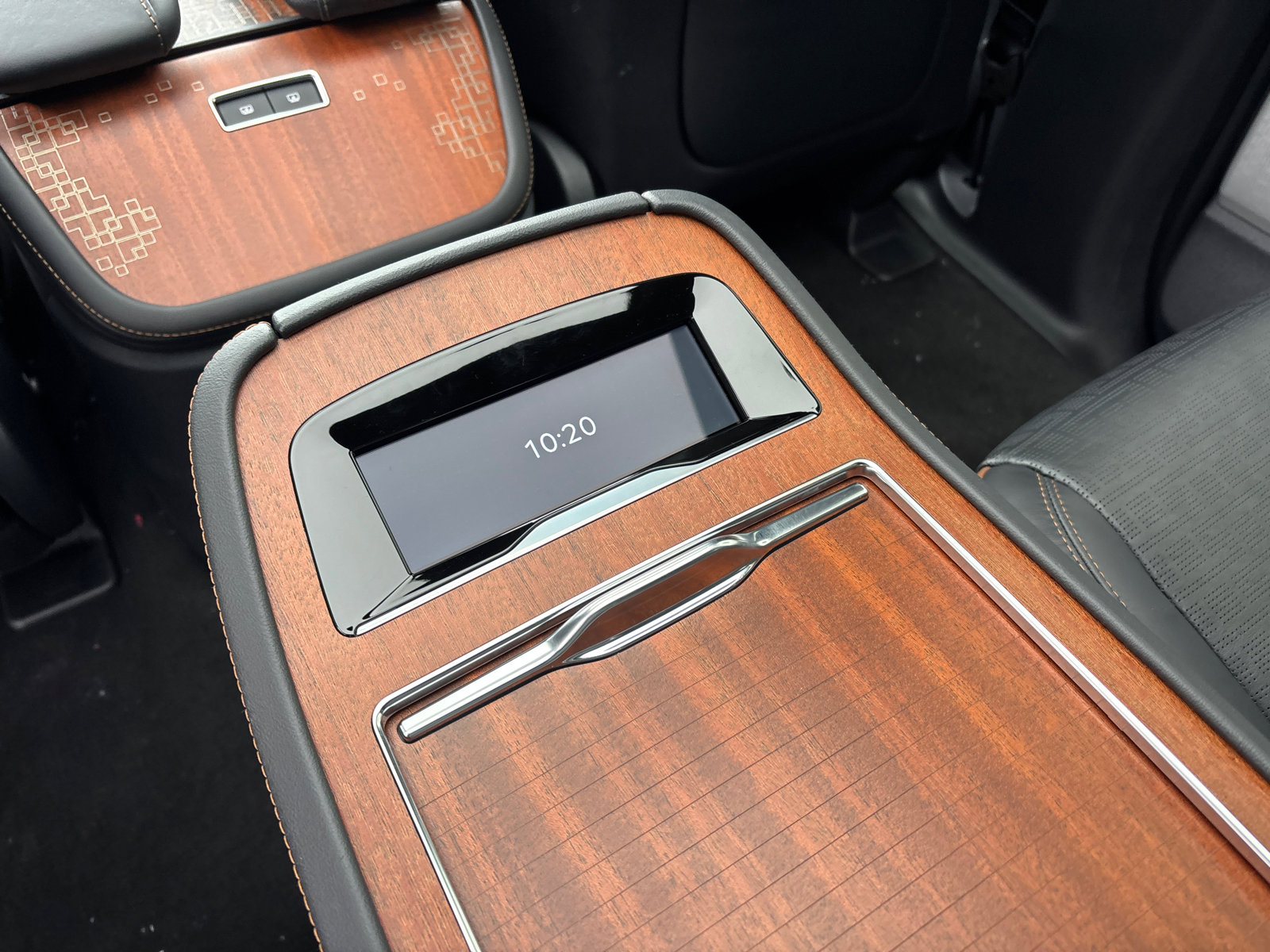 New 2025 Lincoln Navigator Black Label image 34