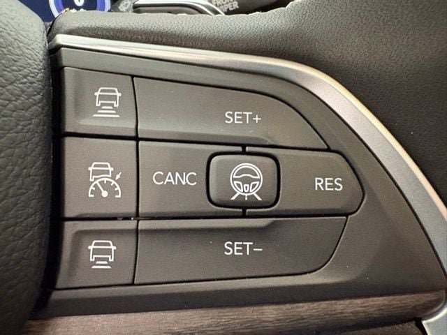 New 2026 Jeep Grand Cherokee Limited w/ Limited Altitude Package AWD/4WD image 14