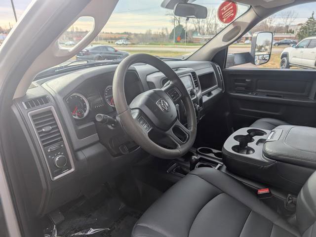 Used 2014 RAM 3500 Tradesman image 7