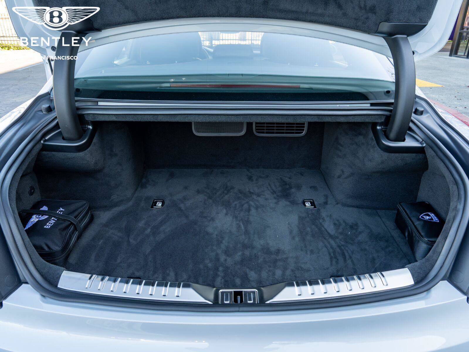 New 2027 Bentley Flying Spur AWD/4WD image 32