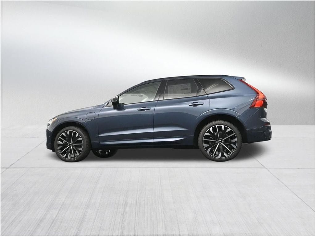 New 2026 Volvo XC60 T8 Ultra w/ Protection Package Premier AWD/4WD image 22