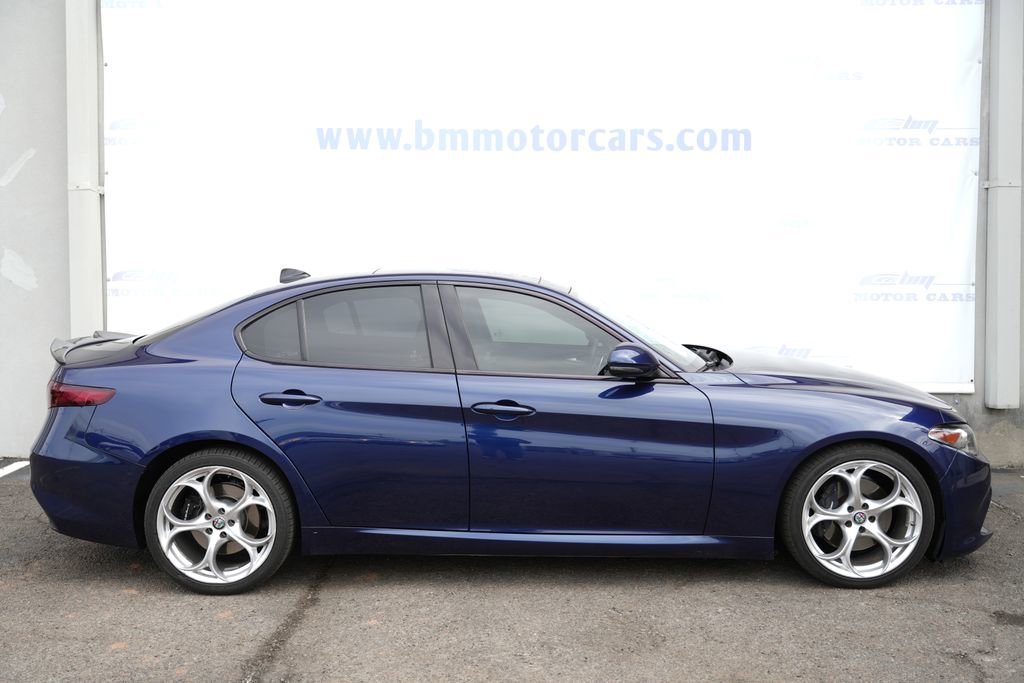 Used 2019 Alfa Romeo Giulia Ti Sport w/ Quick Order Package 22U Sport image 7