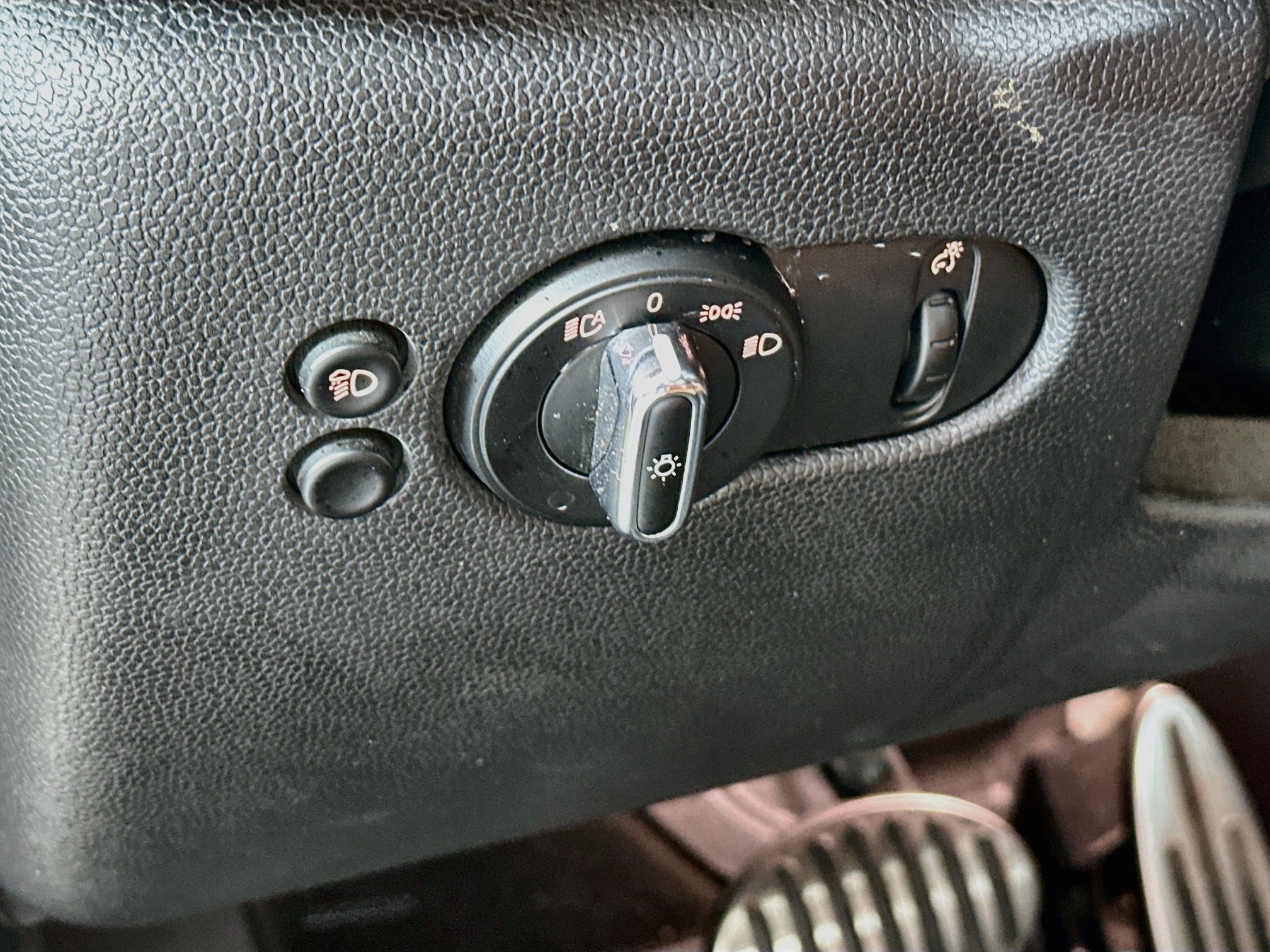 Used 2022 MINI Cooper John Cooper Works w/ Driver Assistance Package FWD image 16