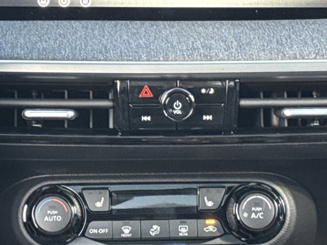 New 2026 Nissan Kicks SV w/ SV Premium Package image 17