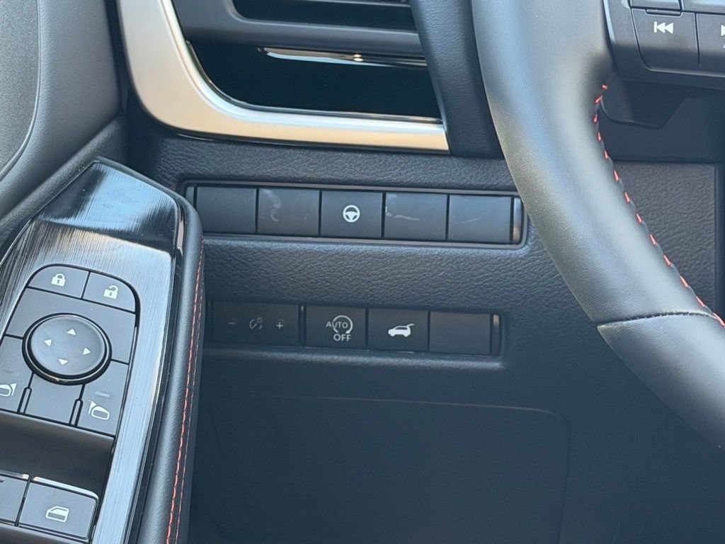 New 2026 Nissan Rogue SV AWD/4WD image 22