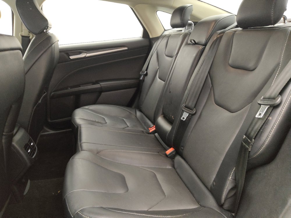 Used 2020 Ford Fusion Titanium FWD image 18