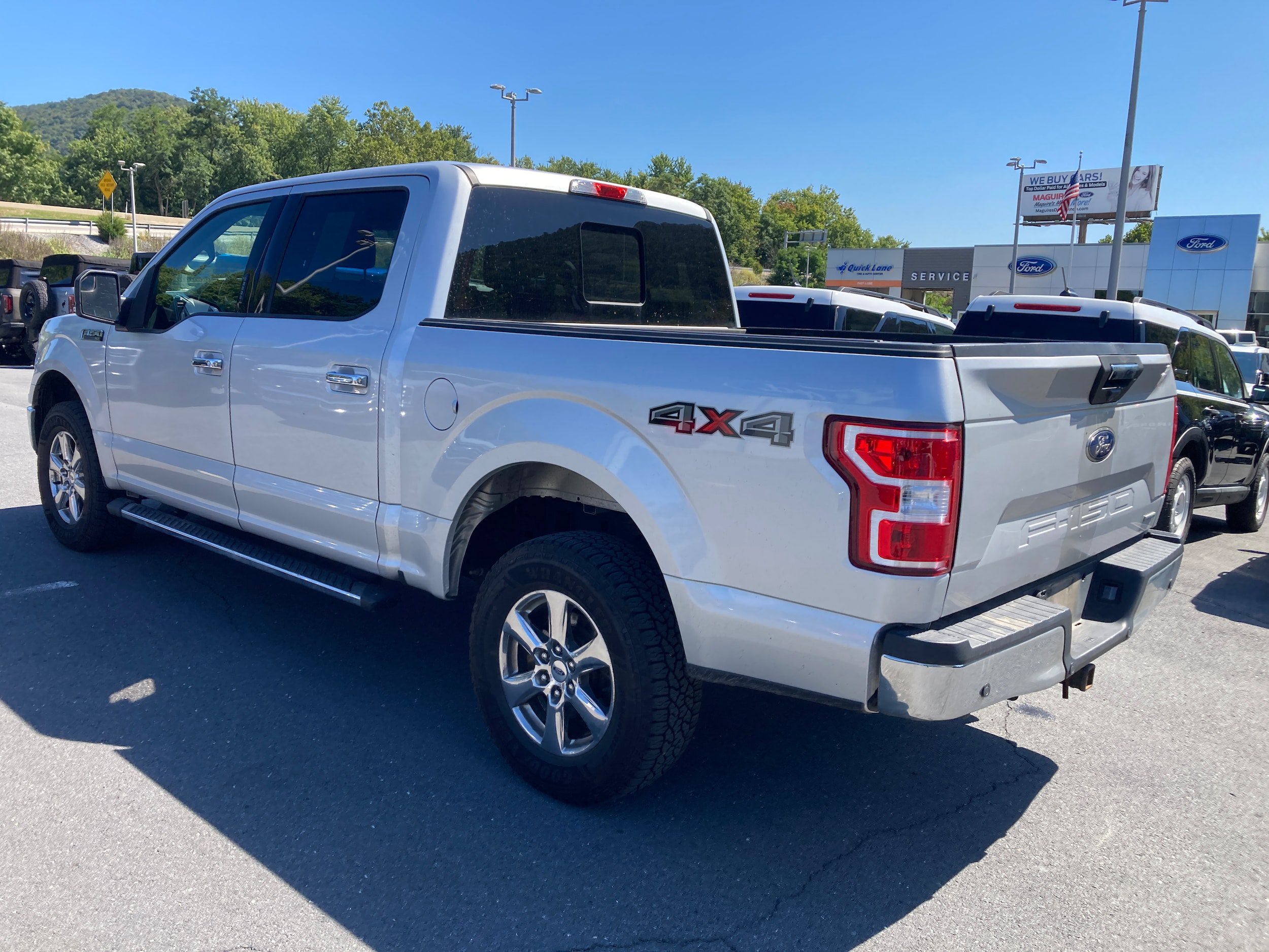 Used 2019 Ford F150 XLT w/ Equipment Group 302A Luxury AWD/4WD image 8