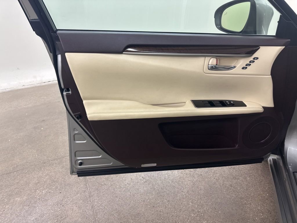 Used 2017 Lexus ES 350 image 31