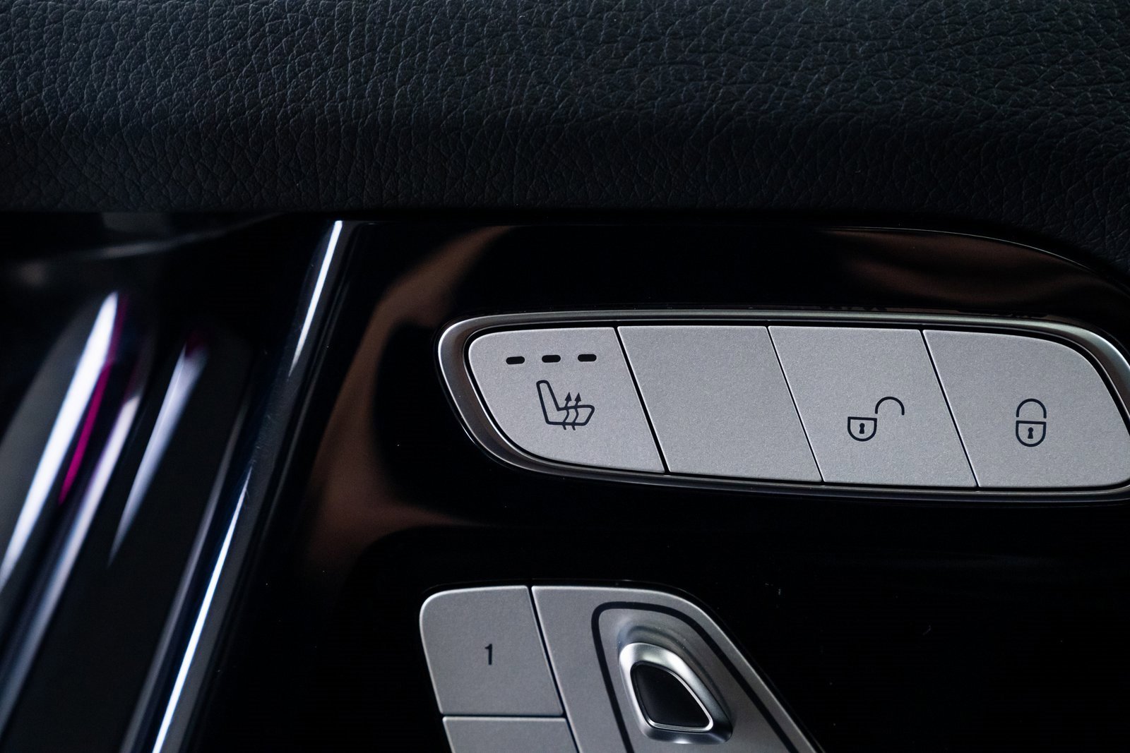 Used 2021 Mercedes-Benz G 550 G 550 image 13