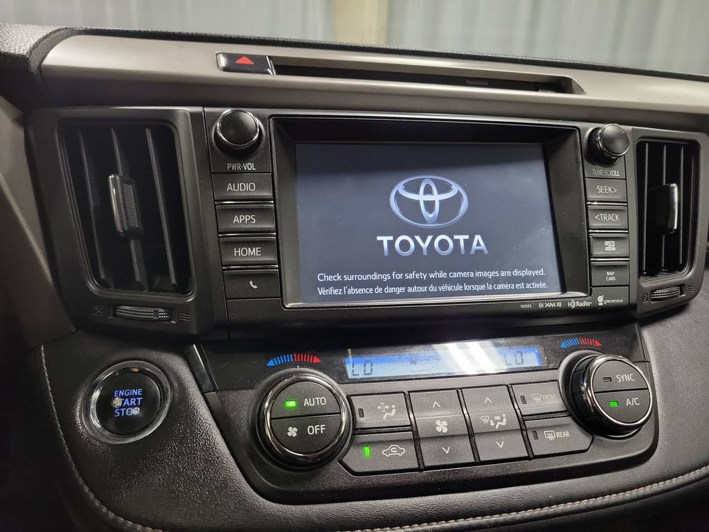 Used 2016 Toyota RAV4 XLE w/ Convenience Package AWD/4WD image 17