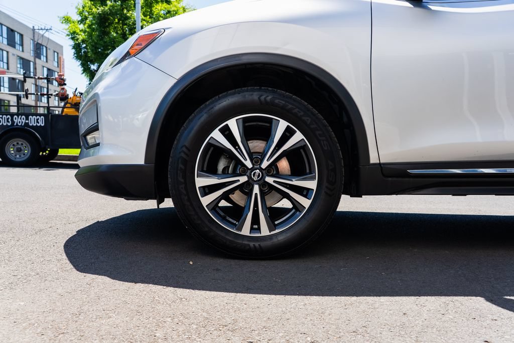 Used 2018 Nissan Rogue SL AWD/4WD image 7
