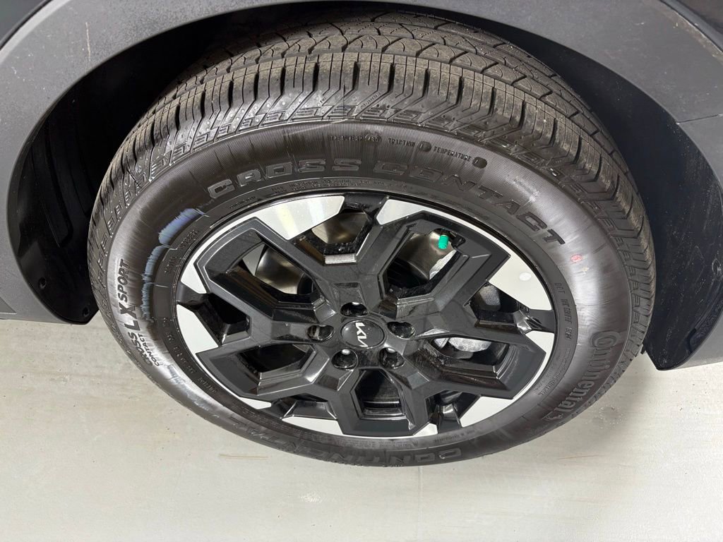 New 2026 Kia Sorento S w/ S Panoramic Sunroof Package image 11