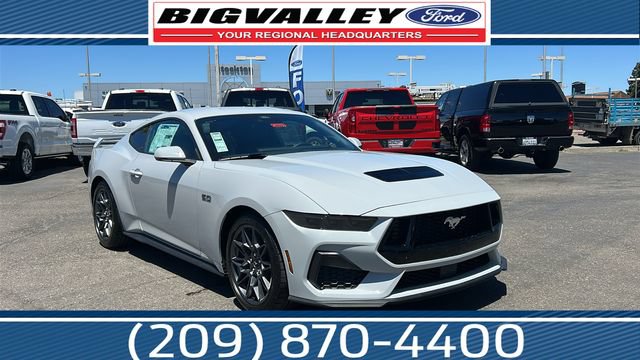 New 2026 Ford Mustang GT Premium w/ GT Performance Package