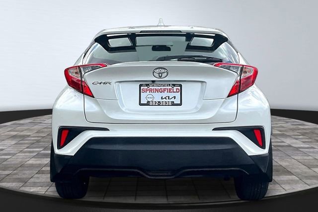Used 2020 Toyota C-HR LE FWD image 5