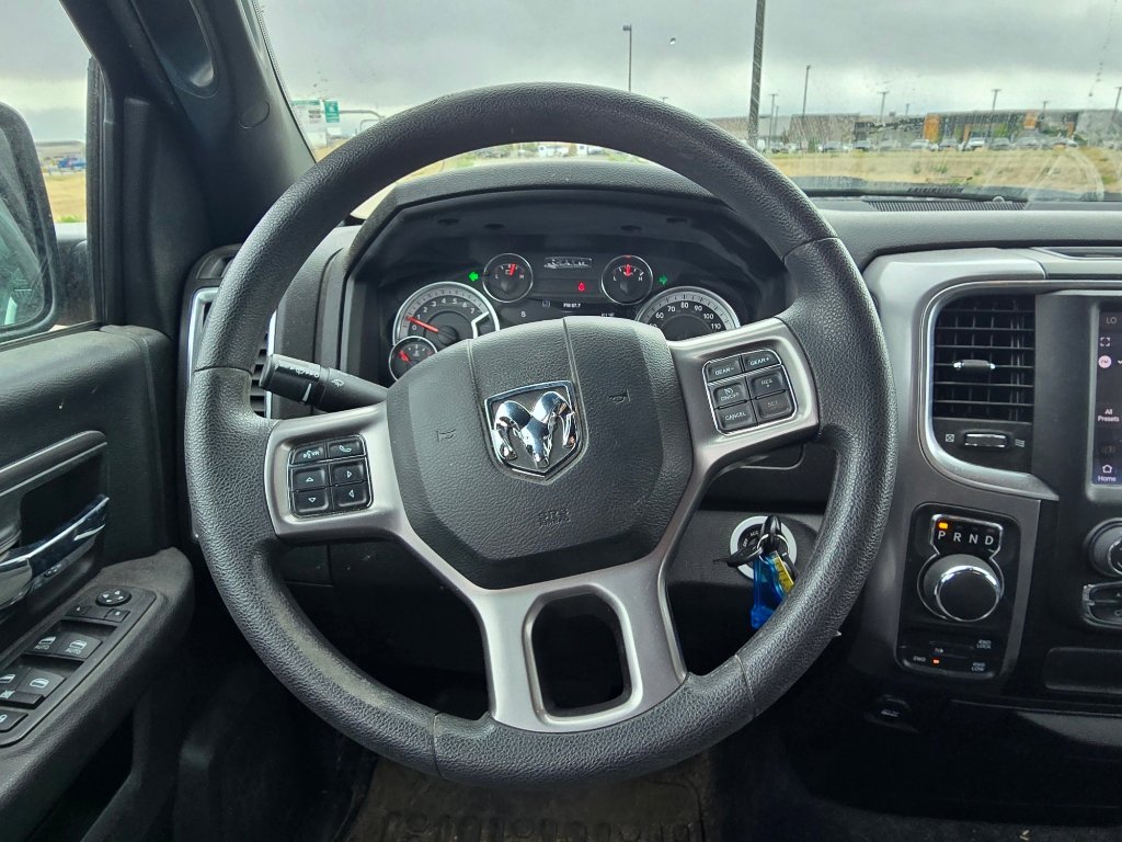 Used 2022 RAM 1500 Classic Warlock w/ Electronics Group AWD/4WD image 28