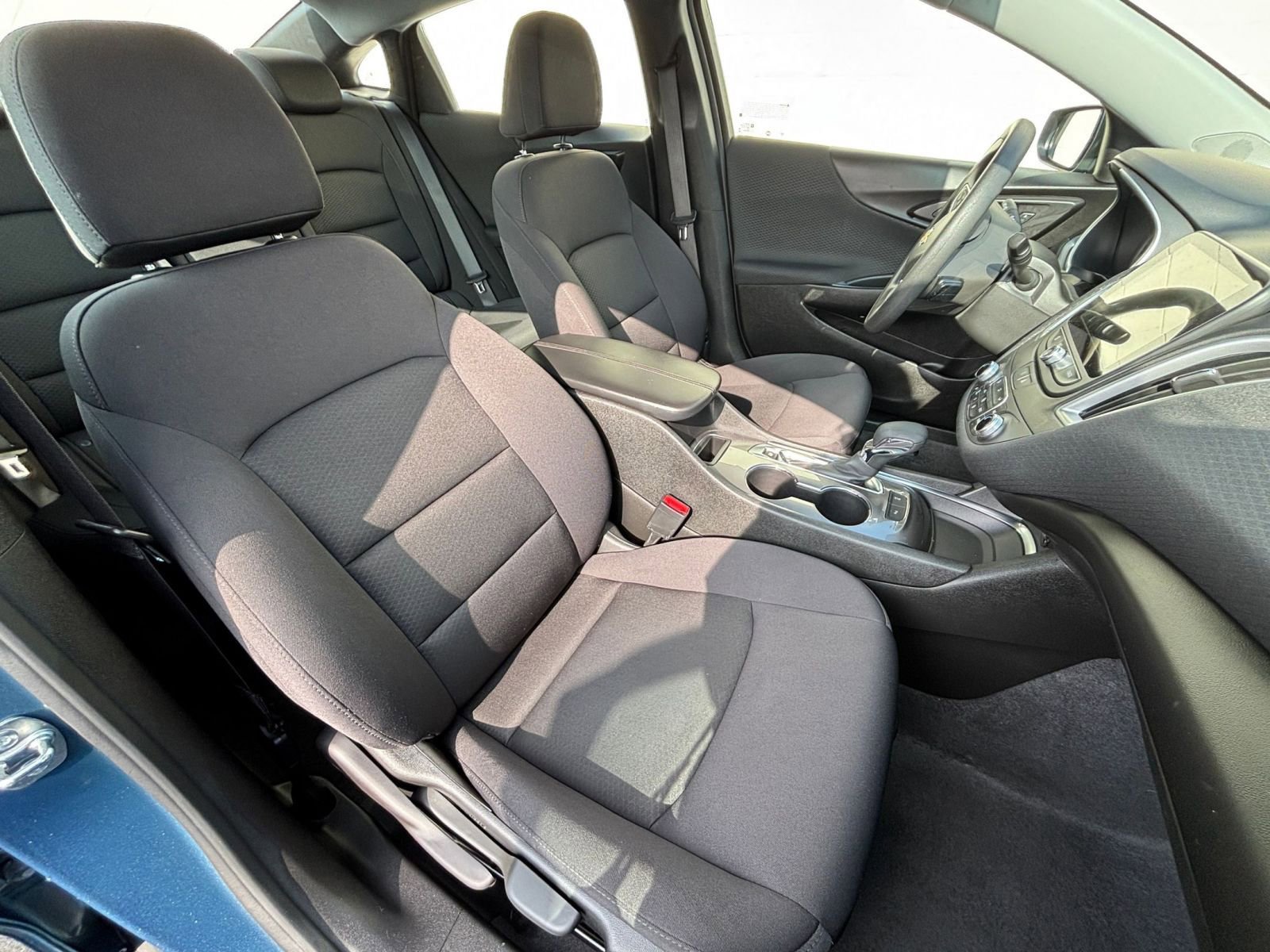 Used 2024 Chevrolet Malibu LT image 41