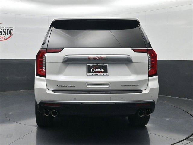 Used 2021 GMC Yukon Denali w/ LPO, Illumination Package image 8