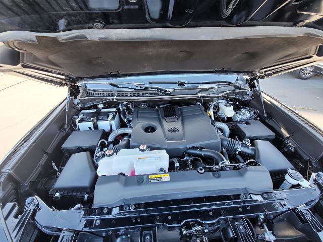 Used 2025 Toyota Tundra Limited image 29