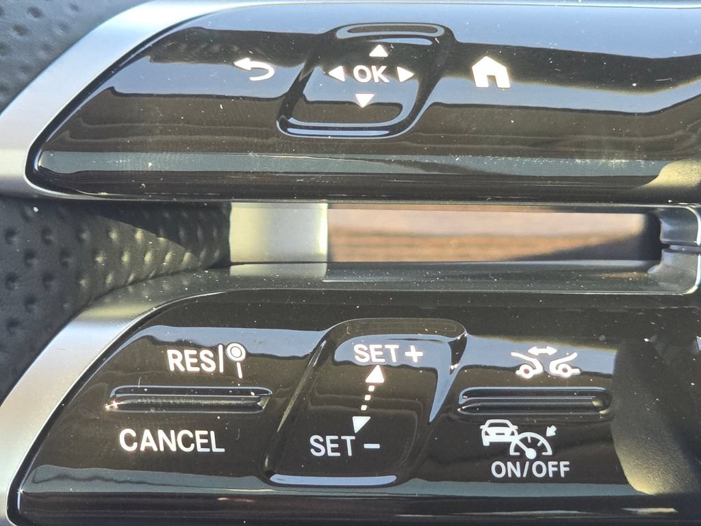 New 2026 Mercedes-Benz GLS 450 4MATIC image 37