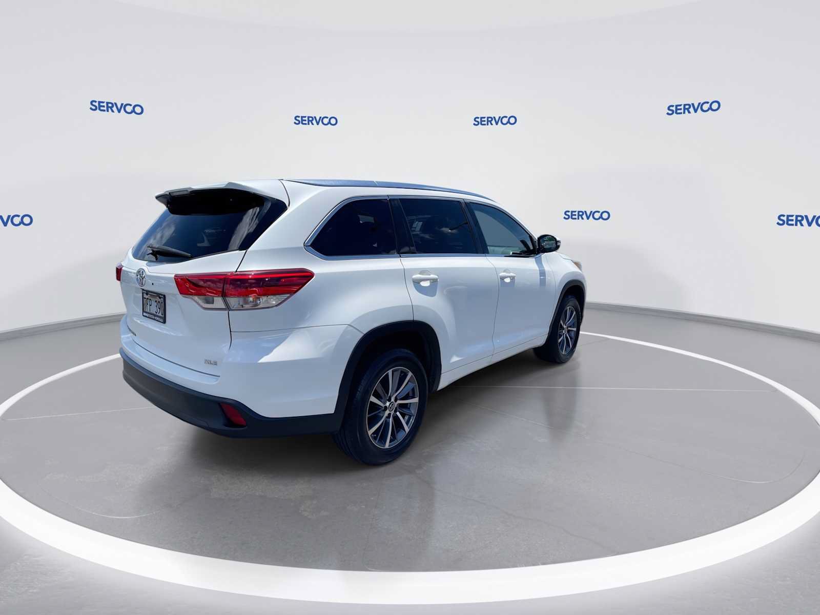 Used 2017 Toyota Highlander XLE FWD image 8