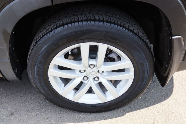 Used 2014 Toyota Highlander LE AWD/4WD image 53