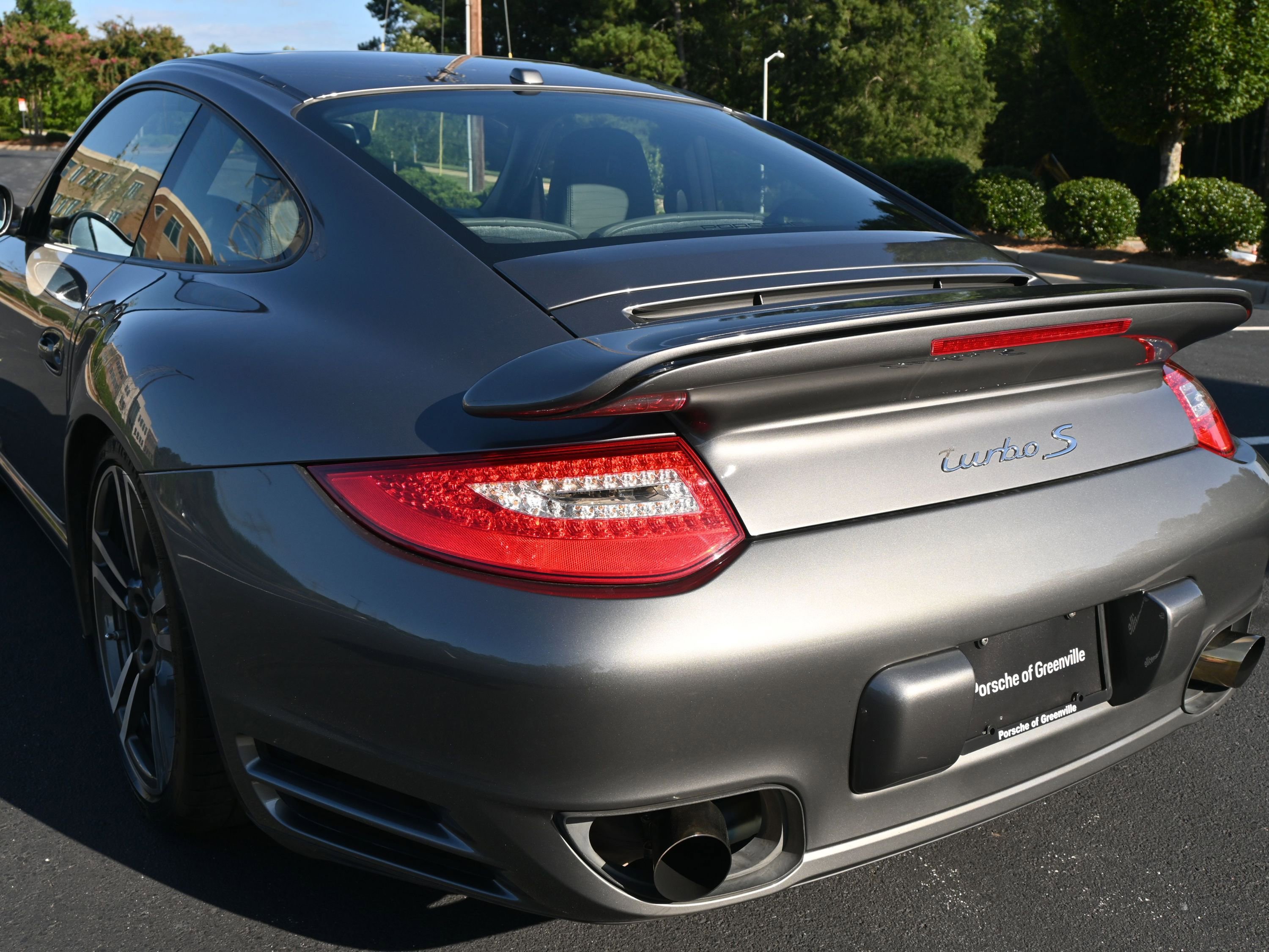 Used 2011 Porsche 911 Turbo S image 8