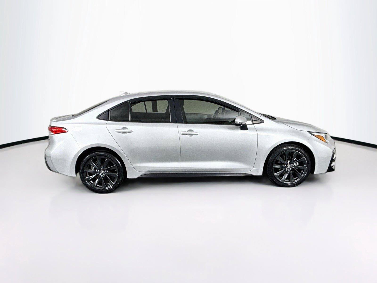 Certified 2023 Toyota Corolla SE FWD image 9