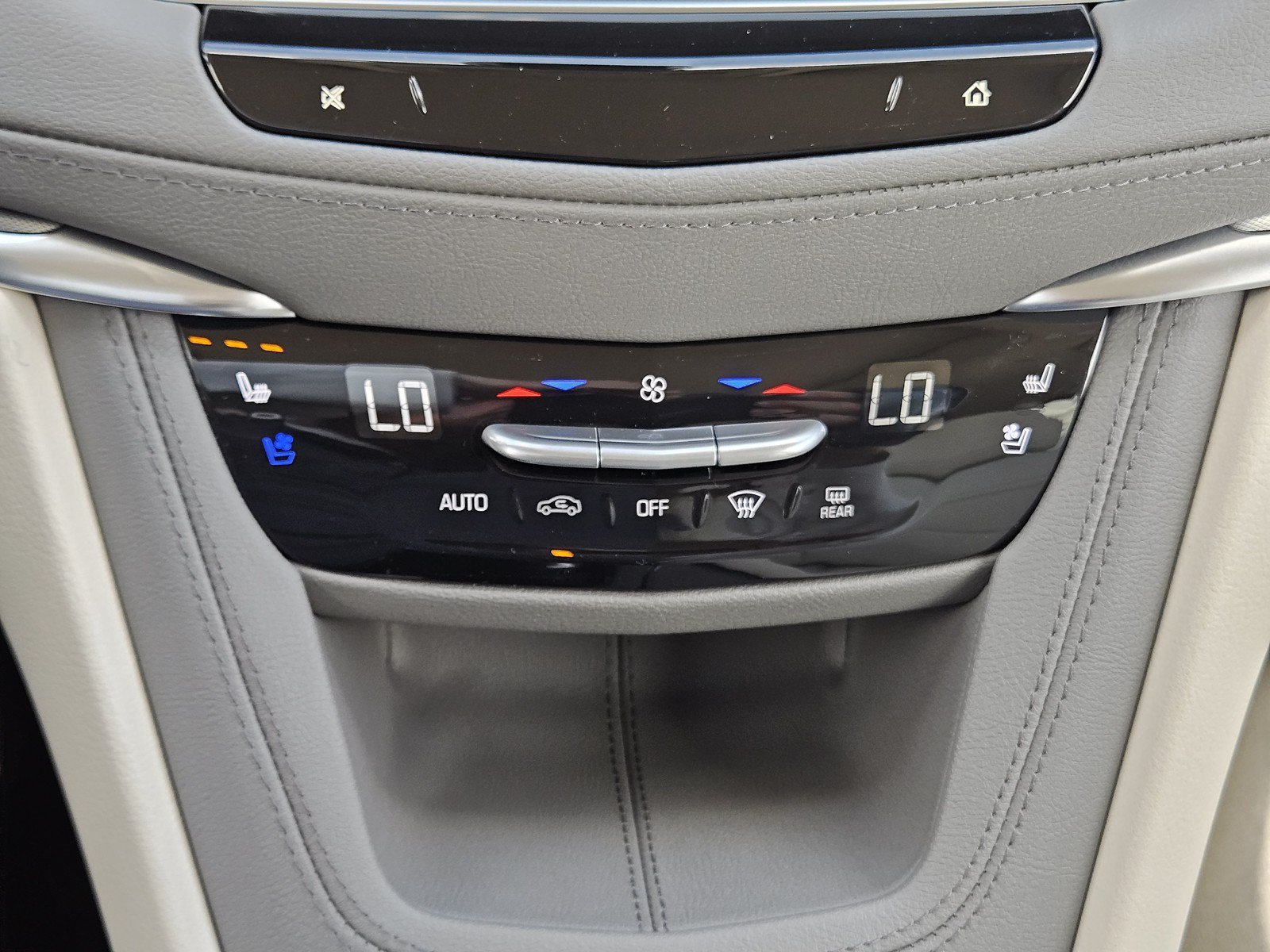 New 2026 Cadillac XT5 Premium Luxury w/ Driver Assist Package AWD/4WD image 14