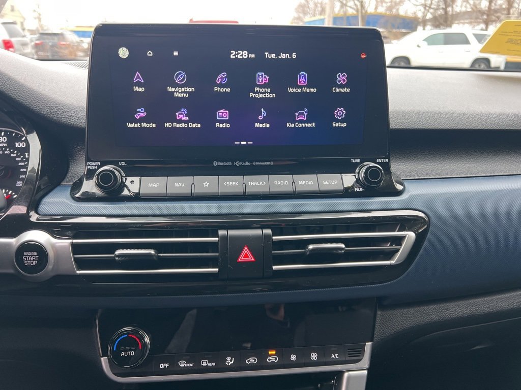 Certified 2023 Kia Seltos S w/ Navigation Package image 16