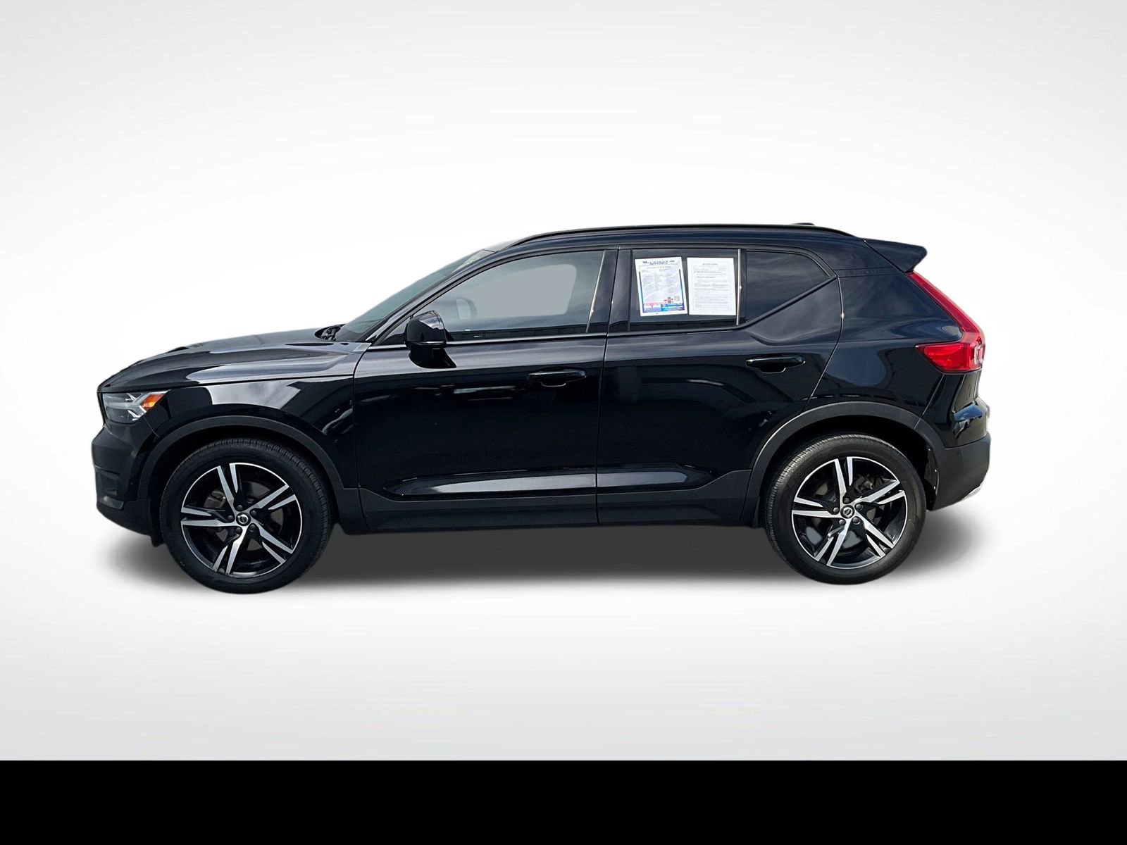 Used 2019 Volvo XC40 T5 R-Design AWD/4WD image 14
