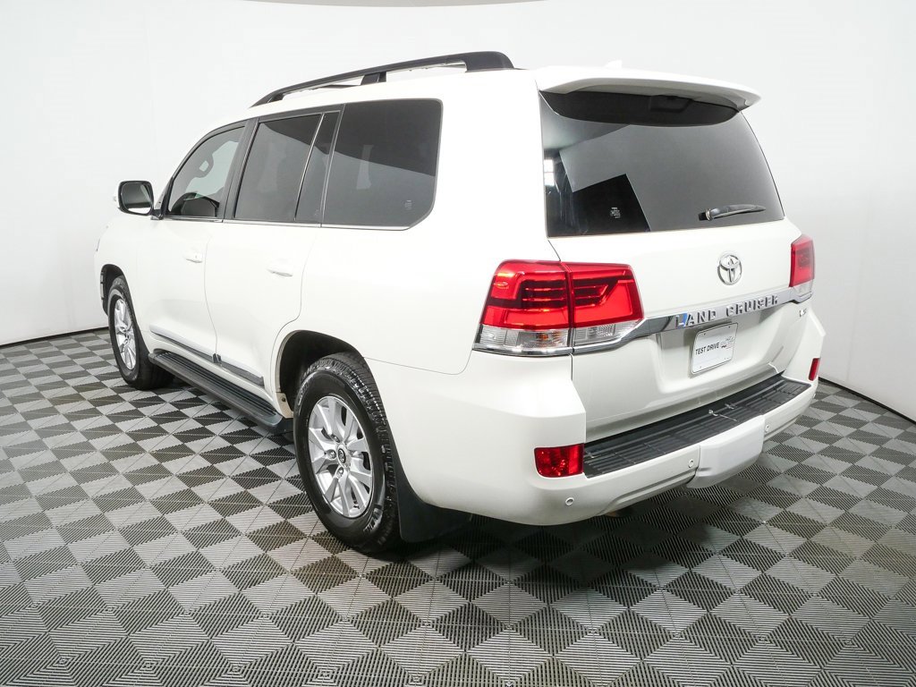 Used 2021 Toyota Land Cruiser image 3