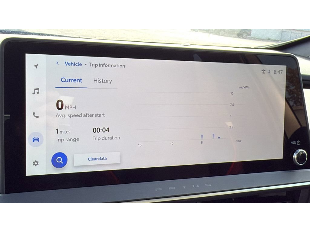 New 2026 Toyota Prius Plug-In Hybrid image 18