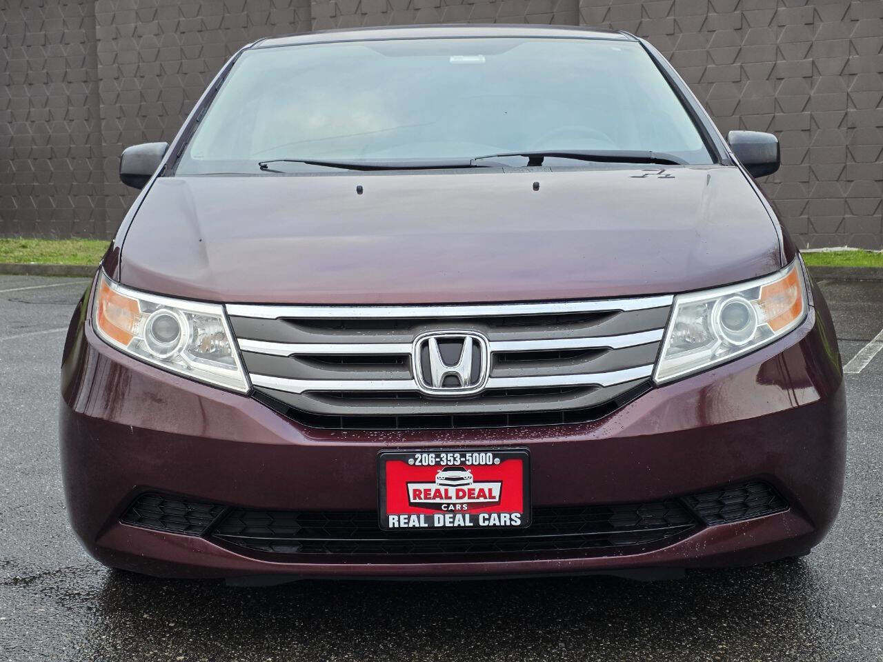 Used 2012 Honda Odyssey LX image 2