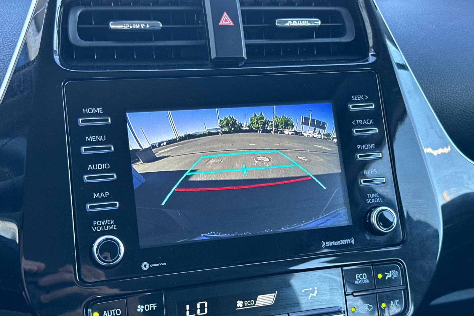 Used 2022 Toyota Prius L Eco image 16