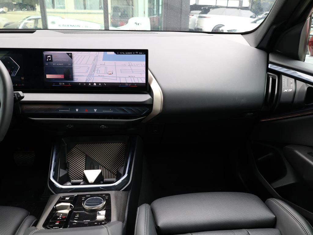 Used 2025 BMW X3 xDrive30i image 25