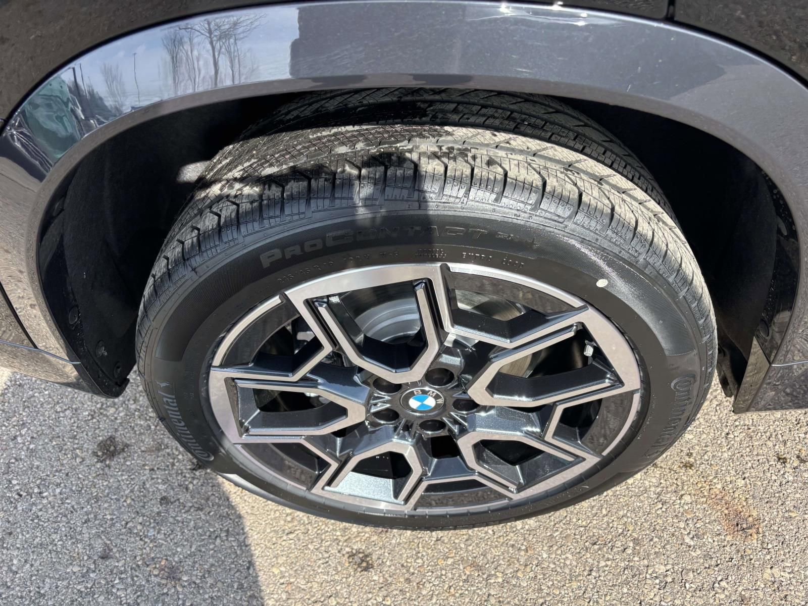 New 2026 BMW X1 xDrive28i w/ Technology Package AWD/4WD image 10
