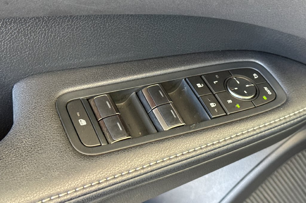 Used 2024 Lexus RX 350 F Sport w/ Convenience Package AWD/4WD image 15