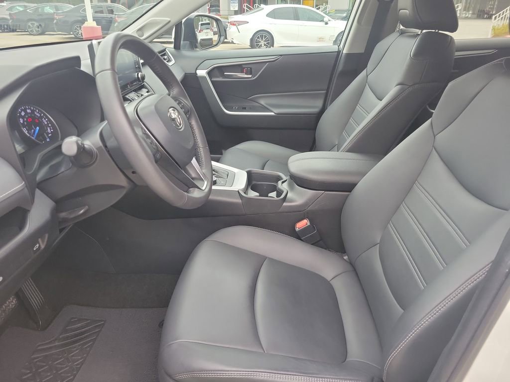 Certified 2021 Toyota RAV4 XLE Premium image 14