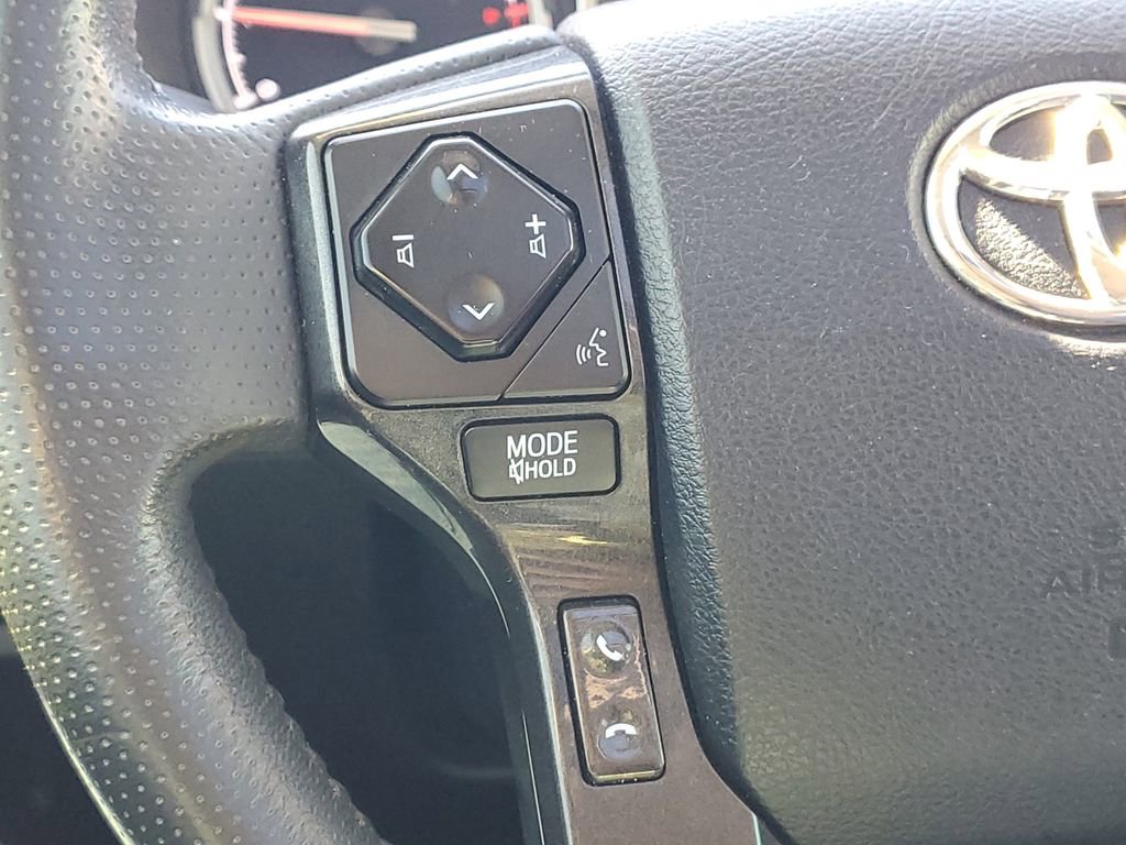 Used 2021 Toyota 4Runner TRD Off-Road Premium w/ Moonroof Package AWD/4WD image 19