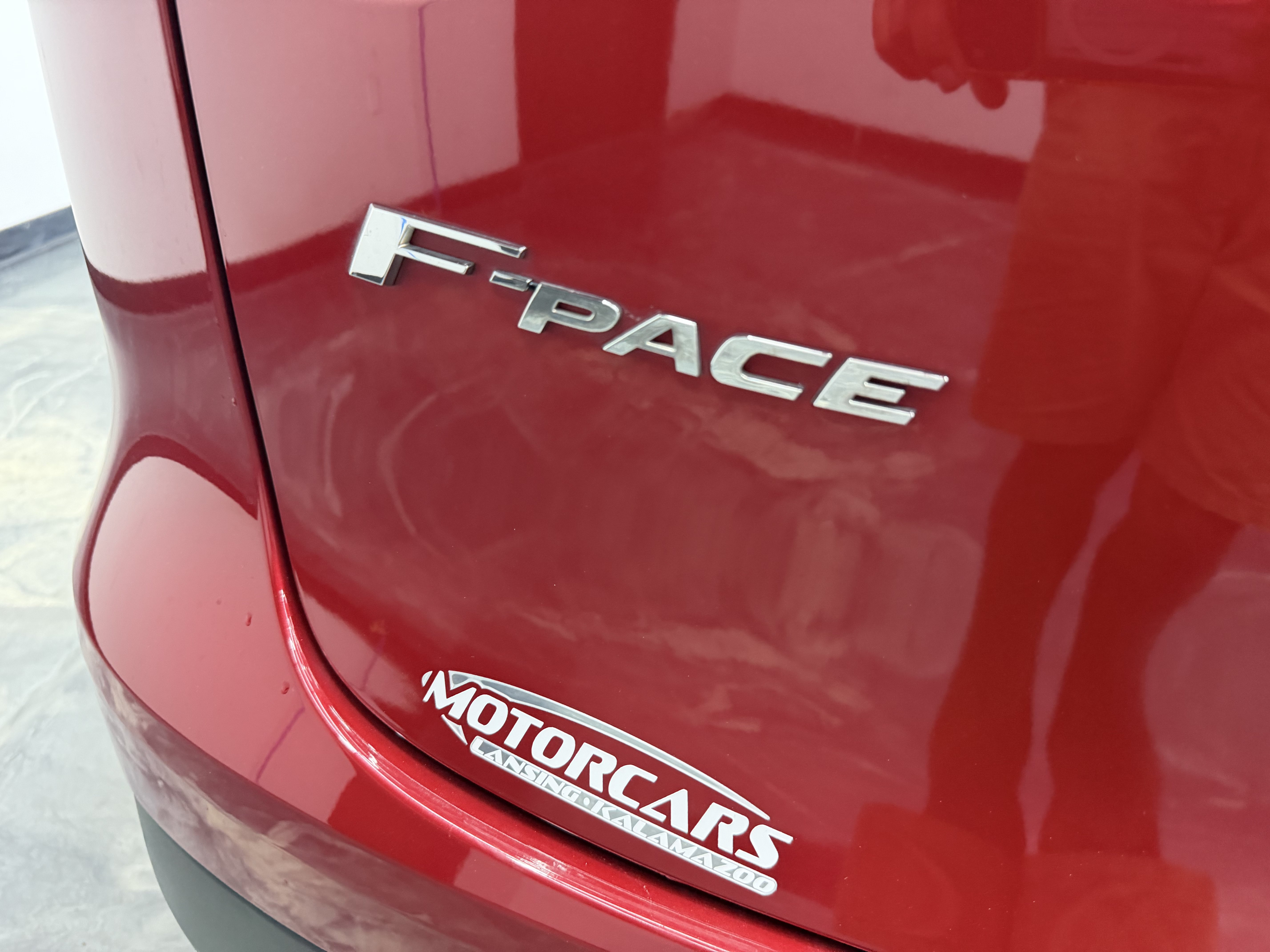 Used 2017 Jaguar F-PACE R-Sport AWD/4WD image 34