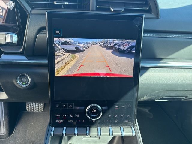 New 2026 GMC Terrain Elevation w/ Elevation Premium Package AWD/4WD image 24