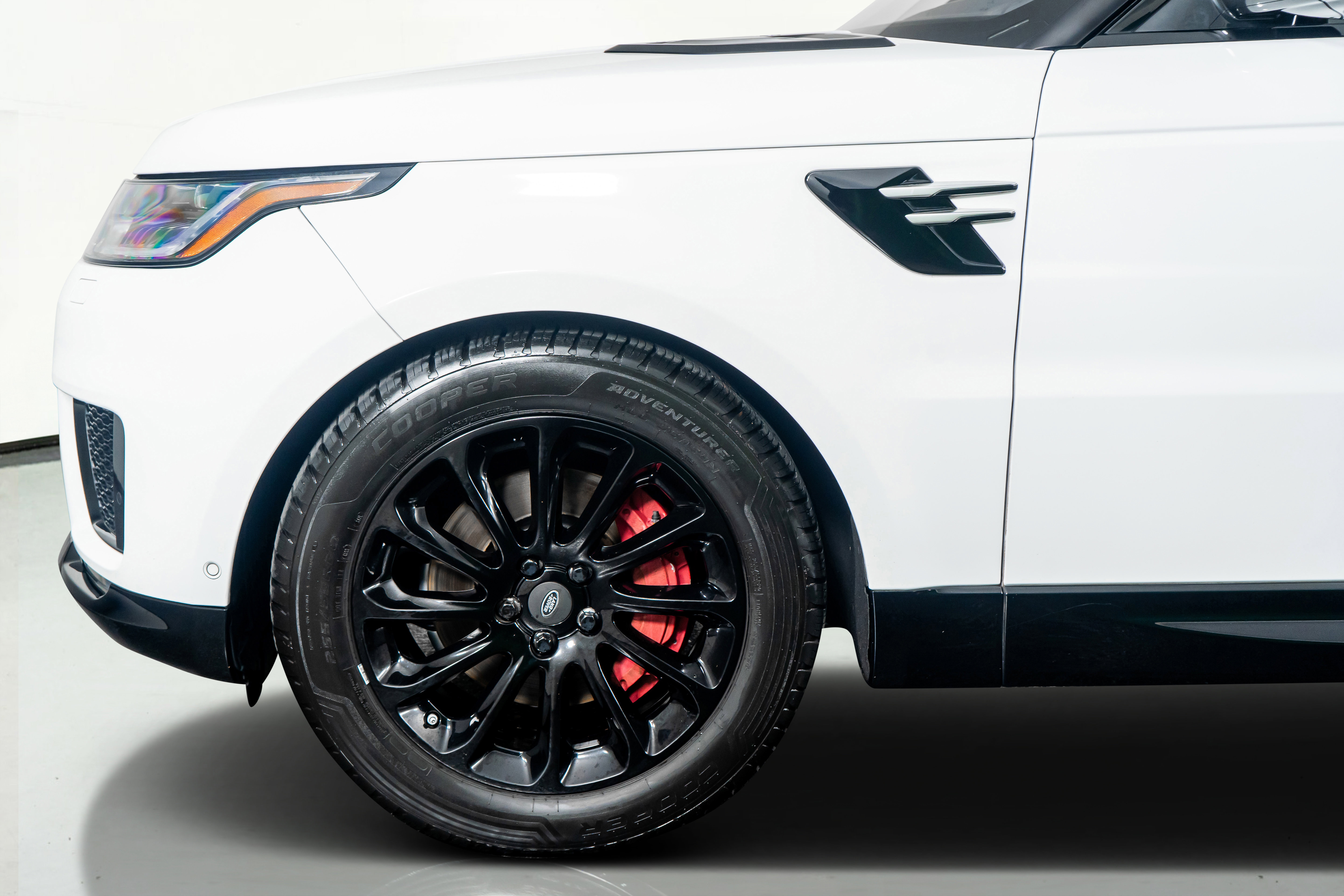 Used 2019 Land Rover Range Rover Sport HSE image 18