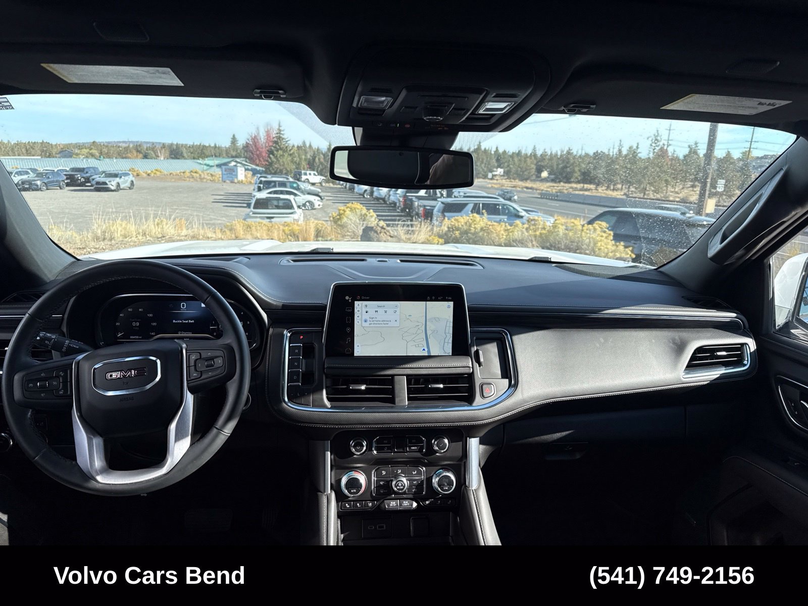 Used 2023 GMC Yukon SLT w/ SLT Premium Package AWD/4WD image 10