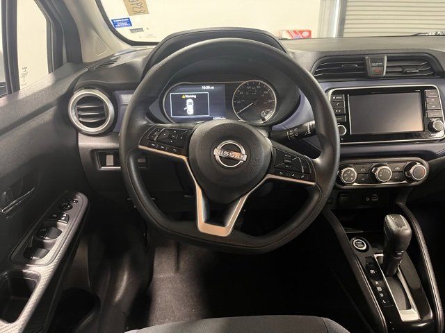 Used 2023 Nissan Versa SV image 21