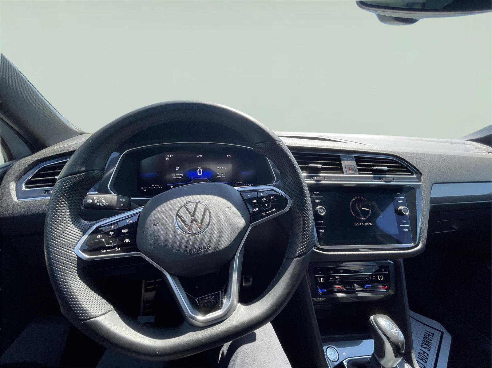 Used 2023 Volkswagen Tiguan SE R-Line FWD image 24