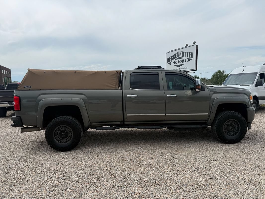 Used 2017 GMC Sierra 3500 Denali w/ Duramax Plus Package AWD/4WD image 12